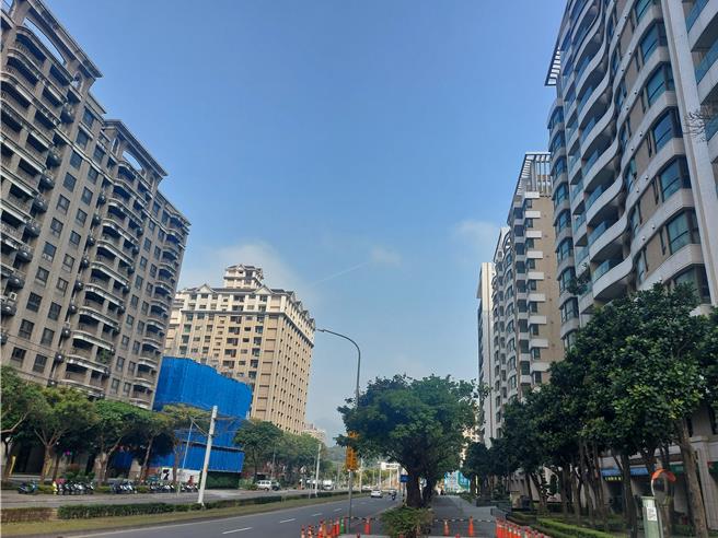 新北市1月的房屋成交量减少第一名为淡水区，图为淡海新市镇一带。（新北市地政局提供）