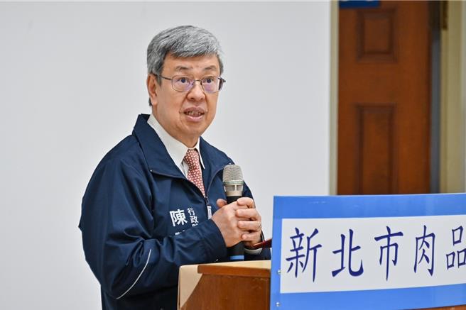 陳建仁表示下周就是闔家歡聚的農曆春節，預估將有大批返鄉及出遊人潮，並於年前掀起一波採買民生物資的高峰。（行政院提供／劉瑋晴新北傳真）