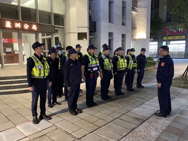 新北市蘆洲分局今（1）日晚間22時許，規劃閉鎖式擴大臨檢威力掃蕩勤務。（圖／警方提供）