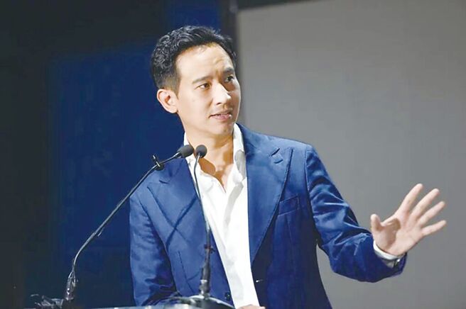 前进党前党魁皮塔恢復泰国国会议员身分，对未来的政治路充满信心。（新华社）