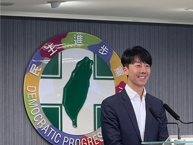 绿透过管道联络柯文哲愿支持黄珊珊 民进党深夜打脸民眾党还原真相。曾薏苹摄