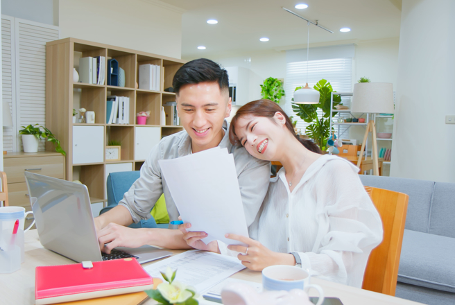 金牛、摩羯及巨蟹的男性懂得持家，不僅會賺錢也很會規劃，婚後生活越來越富足。(示意圖/shutterstock/達志)