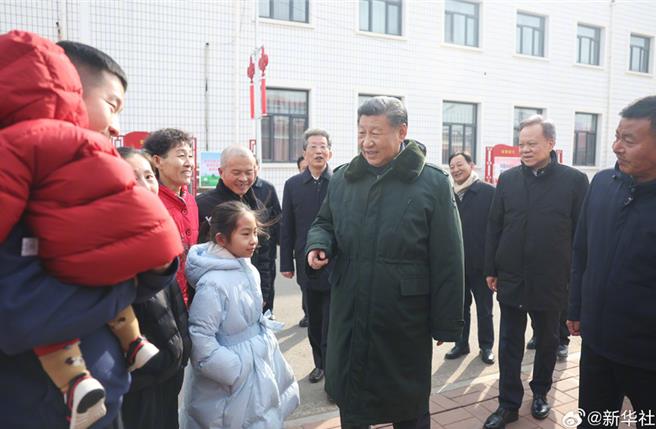 春節前夕，中共總書記習近平1日在天津考察調研。（摘自新華社官網）