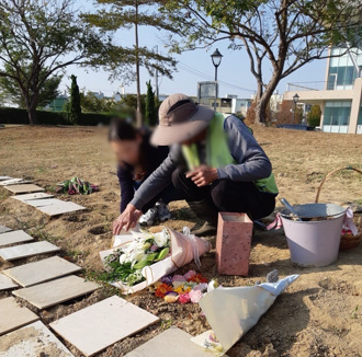 哥失蹤11年有了消息 團圓卻有遺憾！新莊警年前助落葉歸根