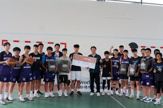 T1聯盟》運動翻轉教育！獵鷹攜手南市體育局挺學生籃運