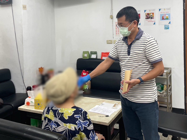 黎男家属。（图 / 刘咏韵翻摄）