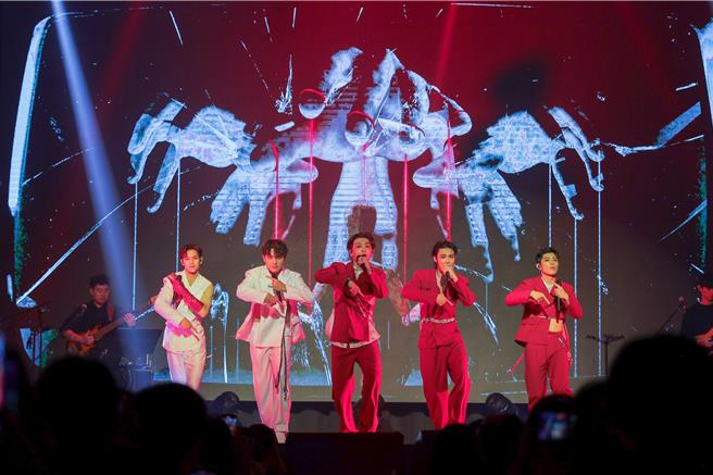 FEniX于2、3日在高雄举办演唱会。（踢帕娱乐提供）