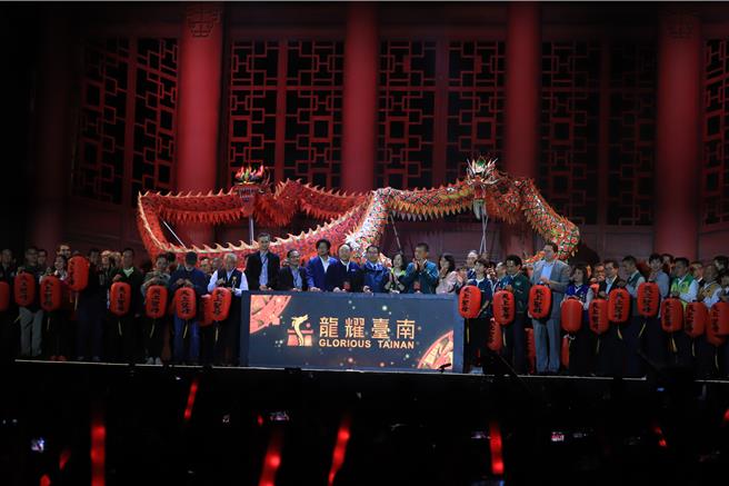 2024台湾灯会安平灯区3日晚间启灯。（曹婷婷摄）