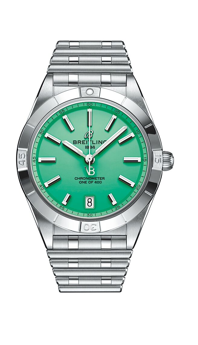 百年靈與維多利亞貝克漢聯名表，精鋼款16萬2000元。（Breitling提供）