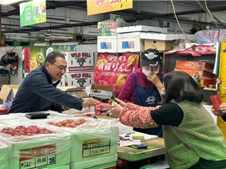 採買年貨高峰期將至 侯友宜視察新北果菜市場