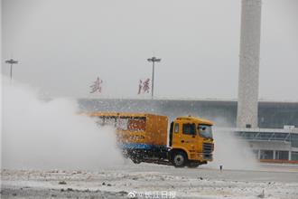 強降雪影響 武漢天河機場已取消航班278架次