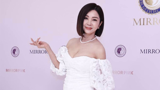 陳美鳳遭批「暴露狂」淚曝原因 加碼送扭臀美照