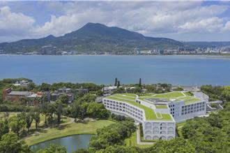 新北走春！滬尾藝文園區請財神爺發紅包 住飯店再送住宿券