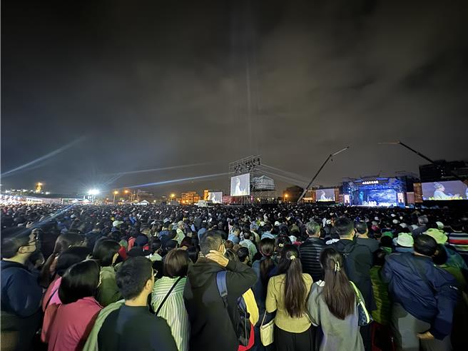 台灣燈會安平燈區3日開幕，吸引超過26萬人次觀展。（曹婷婷攝）