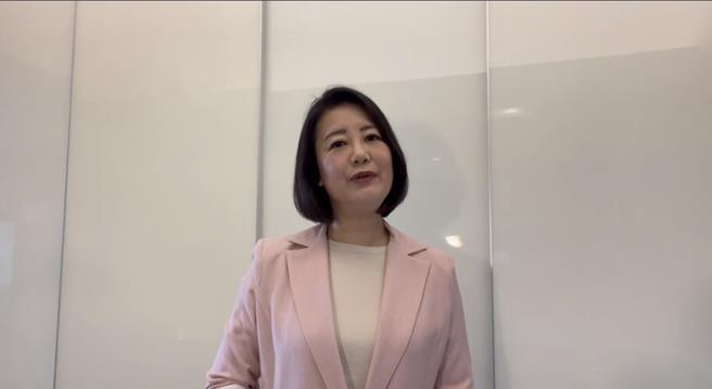 民进党立委吴思瑶批评，这是何等反民主、无限扩大自己的权力。（摘自吴思瑶粉丝专页）