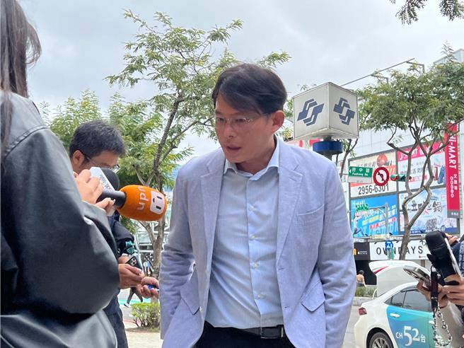 黃國昌提出2月6日國會就可以開議。（王揚傑攝）