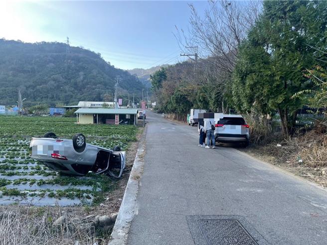 车辆严重毁损。（民眾提供／李京升苗栗传真）