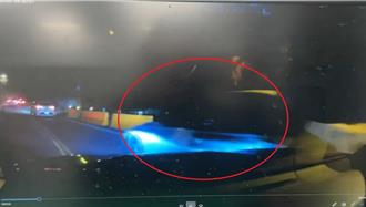 台中超派BMW擦撞警車加速逃 躲攔查驚險競速曝光