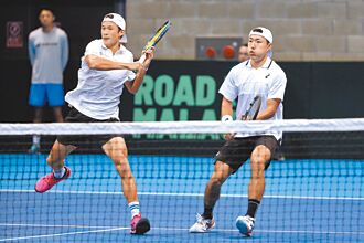 台维斯杯》第三点遭逆转 中华无缘世界组总决赛