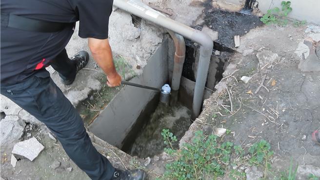 偷排业者恐面临最高2000万罚锾外，还可能面临停工、停养处分。（环保局提供／吴建辉彰化传真）