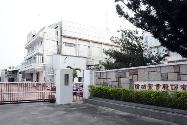 牽扯瘦肉精無妄之災，信功盼風波盡速平息。(林和生攝)