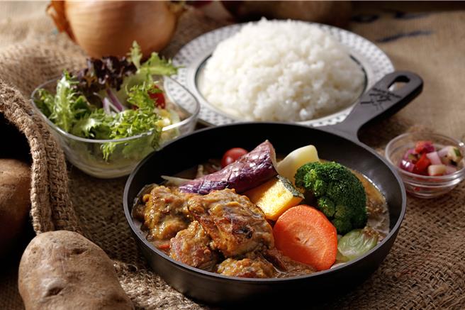 「2024飞龙跃新春」满额抽加菜金，共有3000元、2000元、1000元的现金抵用券，最高可获赠3000元现金抵用券。(慕里诺国际餐饮集团提供)