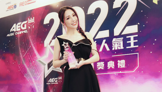 女星遭黑衣人推倒遇劫 昔被傳是「李玟老公小三」