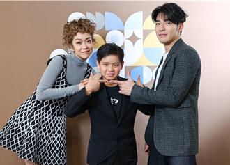 陈昊森曝网游名「卍爱太痛卍」 大霈痴情追爱搭公车单向奔赴