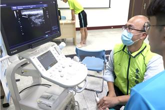 東華醫院引進AI科技  3D攝影照護竹山高中運動員