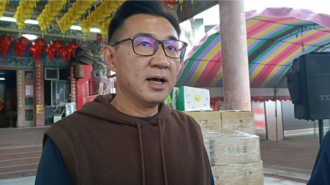 针对瘦肉精争议，立法院副院长江启臣6日指出，食安零容忍，相关检验、检查，政府要透明，中央及地方应合作解决问题，而不是对抗。（陈淑娥摄）