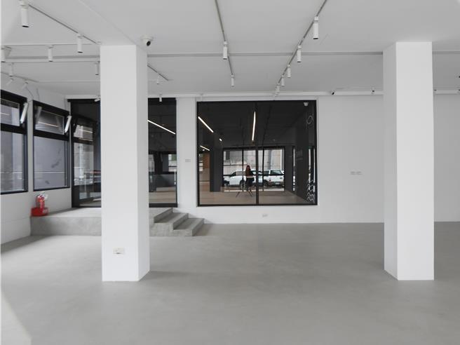 花莲县文化局美术馆启用迄今约40年，馆内空间无法满足当今使用需求，经文化局投入逾5000万元经费封馆整修，歷经2年工期，工程在去年底竣工，预计本月17日揭牌启用。（罗亦晽摄）