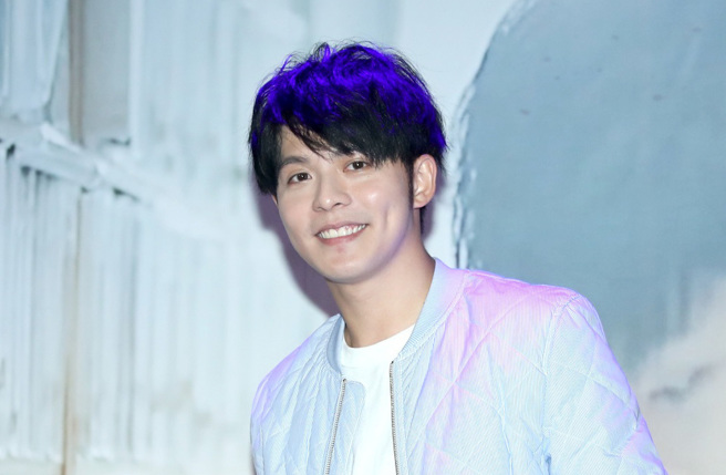 馬來西亞男歌手許佳麟日前因脊椎壓迫神經住院。（圖／中時資料照）