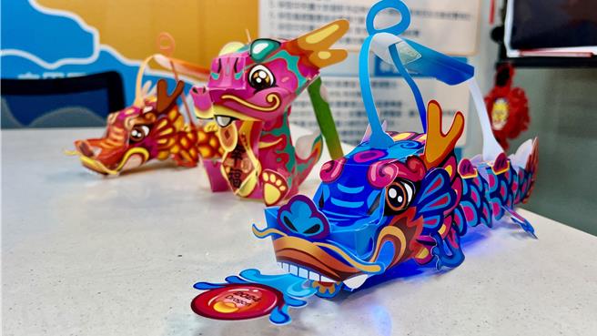 蔡育輝說，活動免報名費，相關訊息民眾可透過臉書公布。（張毓翎攝）