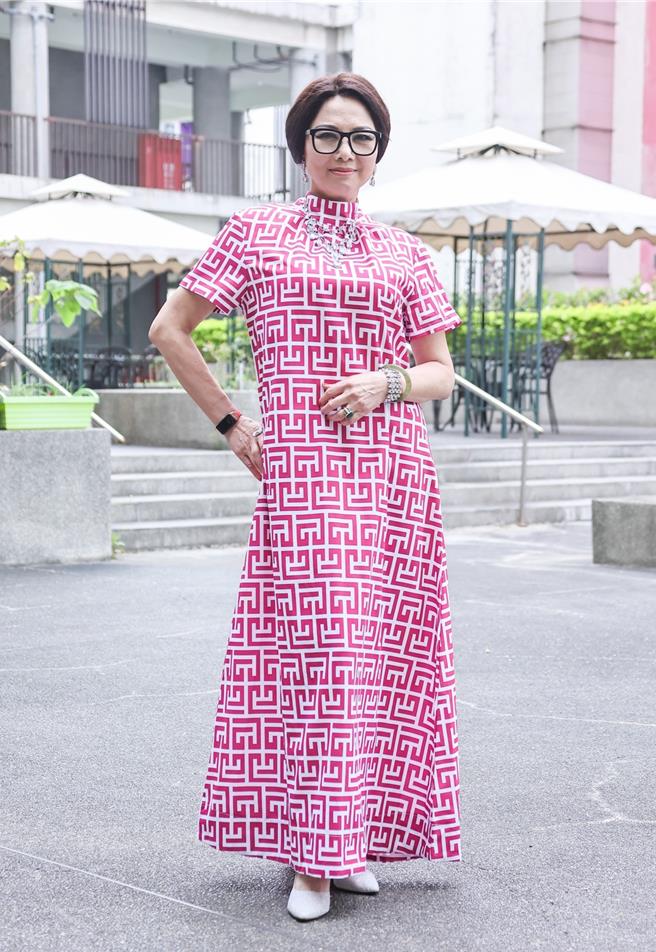 上官明莉今年满70岁，外型状态都很好。（罗永铭摄）