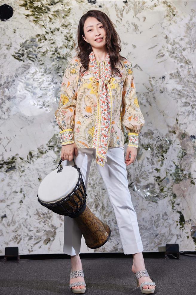 戚小恋新音乐作品成绩亮眼。（源瑗园 San ＆ Cloudia Studio提供）