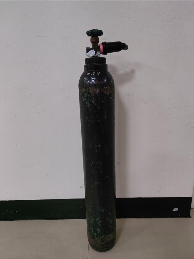 攔檢不停加速逃逸，龜山警追車查出案外毒品案逮3毒蟲。(翻攝照片／蔡依珍桃園傳真)