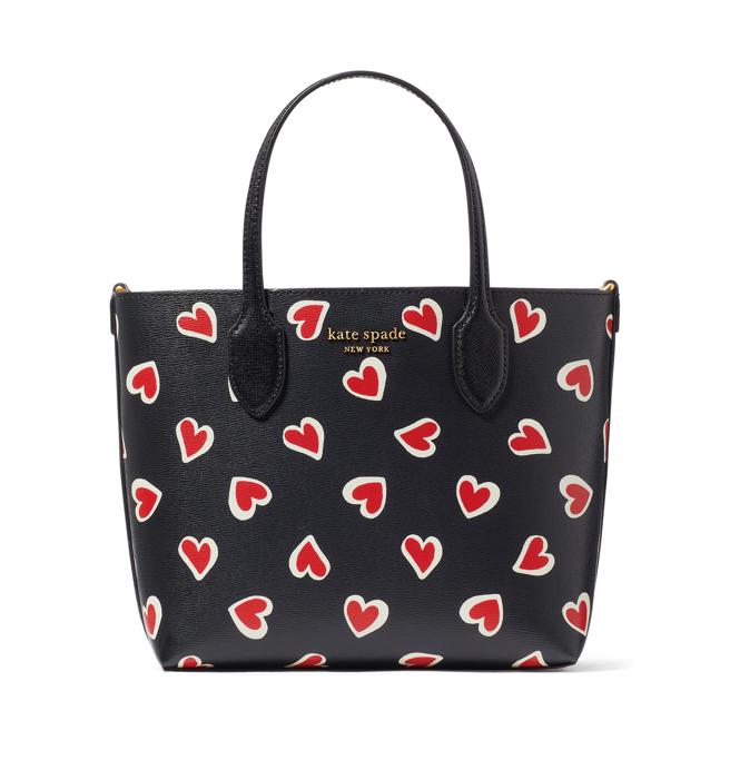 SOGO復兴馆kate spade Bleecker心型印花中号斜挎托特包，9500元。（SOGO提供）