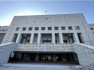 台中婦賞景「路面坍陷」踩空骨折   二審市府判賠72萬