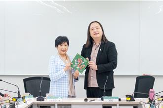 唐鳳接見小池百合子訪團 盼台日秉持「數位道」合作