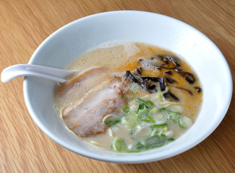 交换生美梦成真！日本高中开卖「名店拉麵」全校排队