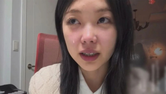 女星深夜情緒失控哭喊：犯了罪 強調「3月就知道」公司急回應