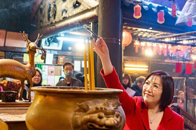 玄学家麦玲玲师傅为大家送上「龙年最强开运攻略」，欢迎大家一齐来香港行大运。　图：香港旅游发展局／提供