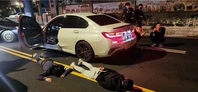 警方逮捕涉嫌押人的5名竹聯幫明仁會分子。（警方提供）