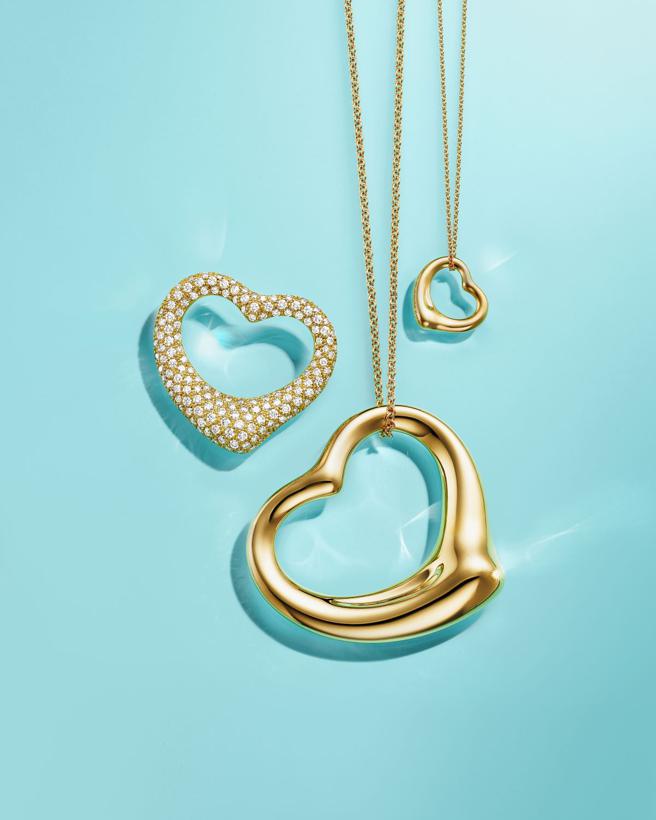 TIFFANY的Elsa Peretti Open Heart系列項鍊，心形鍊墜充滿愛情的浪漫氛圍。（Tiffany &amp; Co.提供）