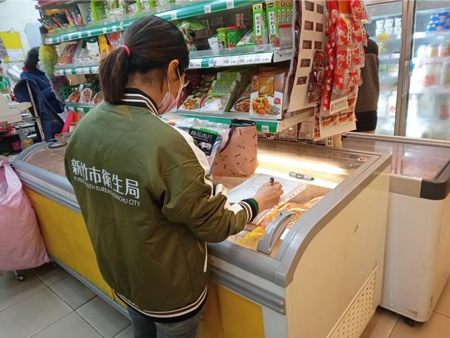 新竹市卫生局为保障民眾食安并维护业者权益，将持续强化市场畜肉产品之抽样。（新竹市政府提供／陈育贤新竹传真）