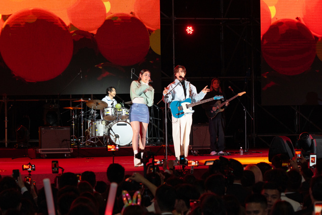 永庆房产集团尾牙超强卡司，告五人嗨翻全场。图片/永庆房屋提供