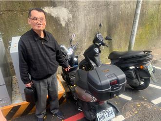 78岁老扒手过年缺钱又技痒  菜市场偷包遭警逮