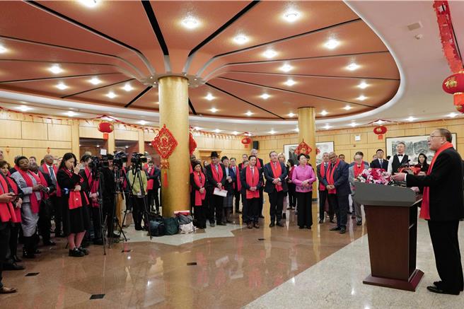 張軍：希望龍的精神能為國際社會注入強大動力。（大陸常駐聯合國代表團）