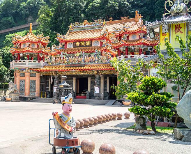 前往阿里山必经的「龙隐寺」，是全台湾知名度最高的济公庙。（嘉义县政府提供∕吕妍庭嘉义传真）