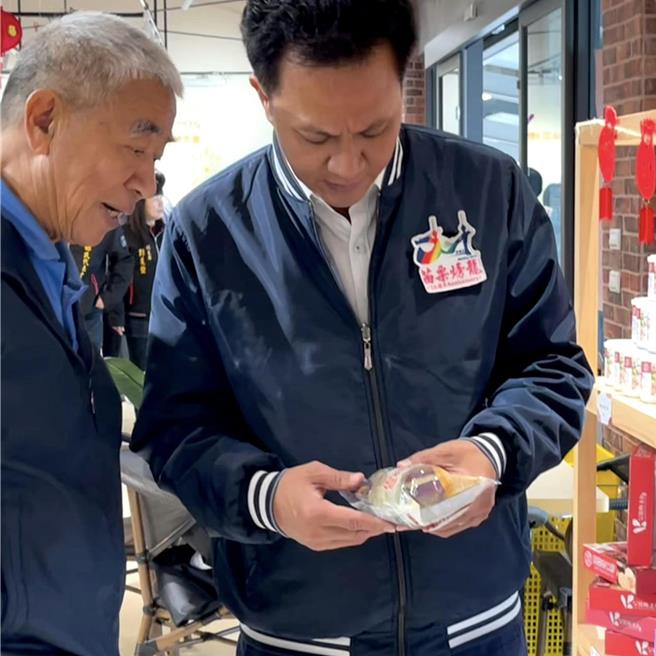 苗栗县新科立法委员邱镇军表示未来立法院开议后，他将追查台糖猪肉真相。（邱镇军提供／谢明俊苗栗传真）